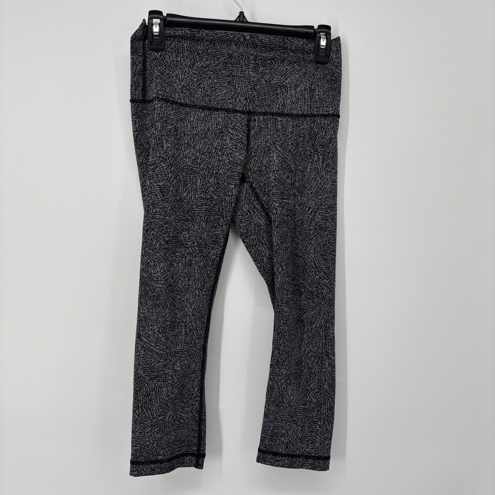 Lululemon Women's Wunder Under Leggings Cropped 21" Line Up White Black Size‎ 8